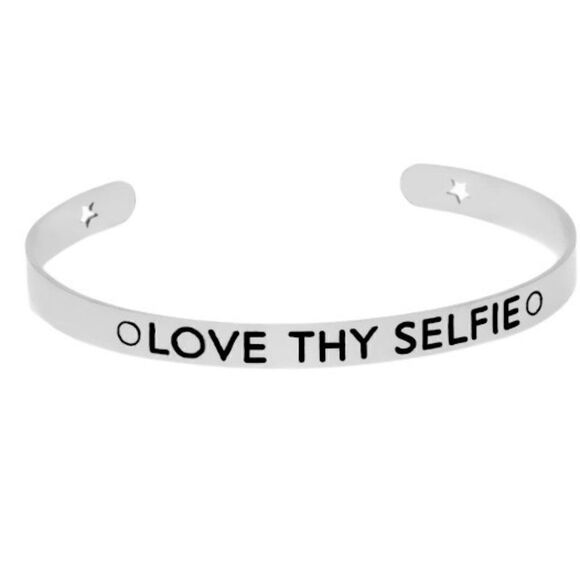 2/$21 Ladies Motivational Bracelet Set 2 - Picture 12 of 14